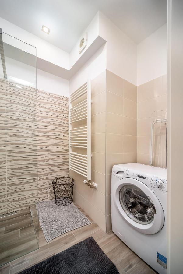 בודפשט Grace Pine Apartment 3 מראה חיצוני תמונה