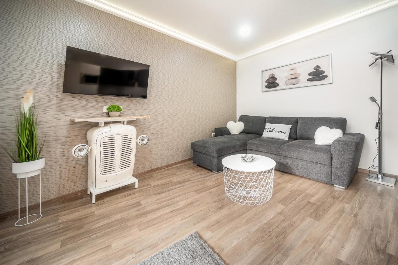 בודפשט Grace Pine Apartment 3 מראה חיצוני תמונה