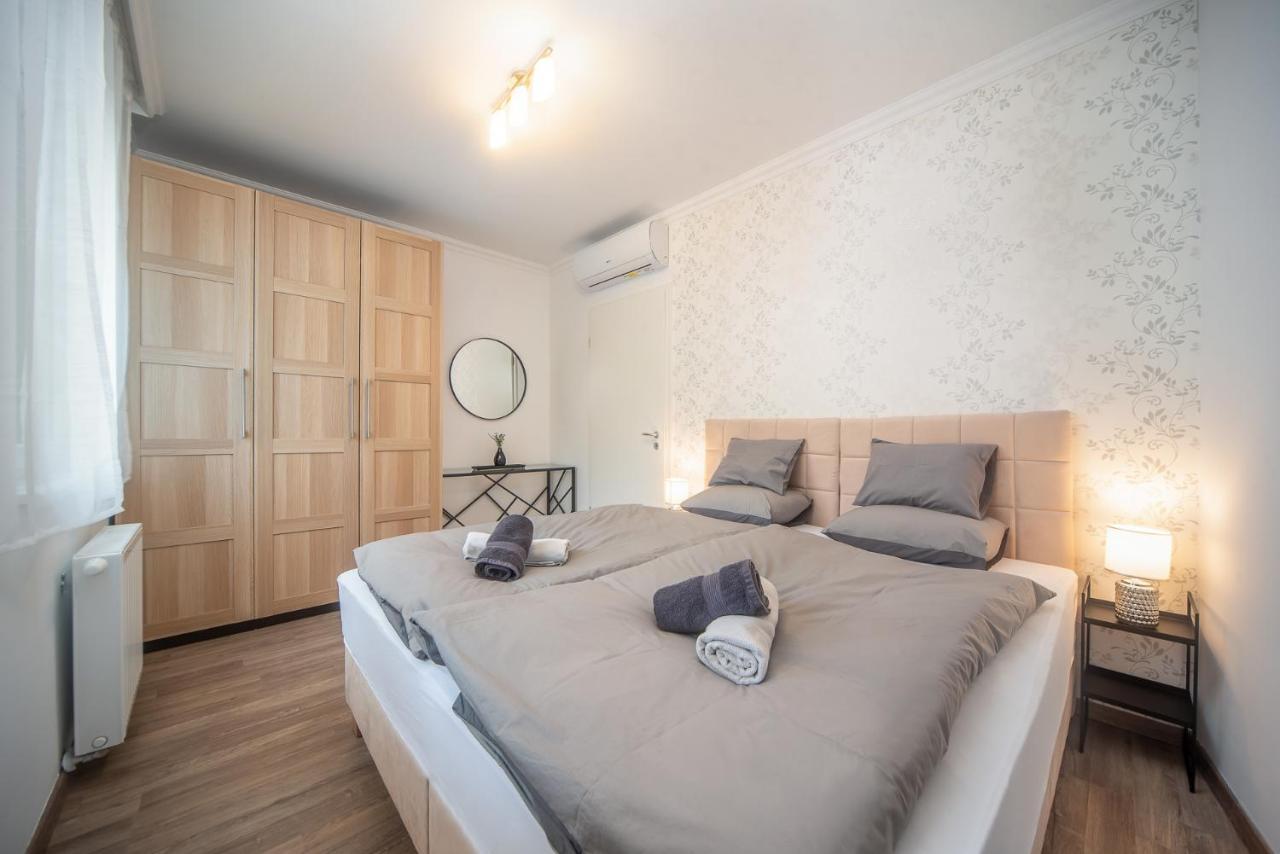 בודפשט Grace Pine Apartment 3 מראה חיצוני תמונה